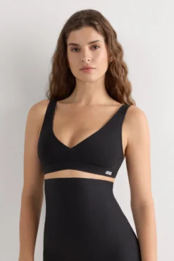 Trójkąty|Braletki>Intimissimi Bawełniany biustonosz trójkątny Lara czarny - 019 - czarny
