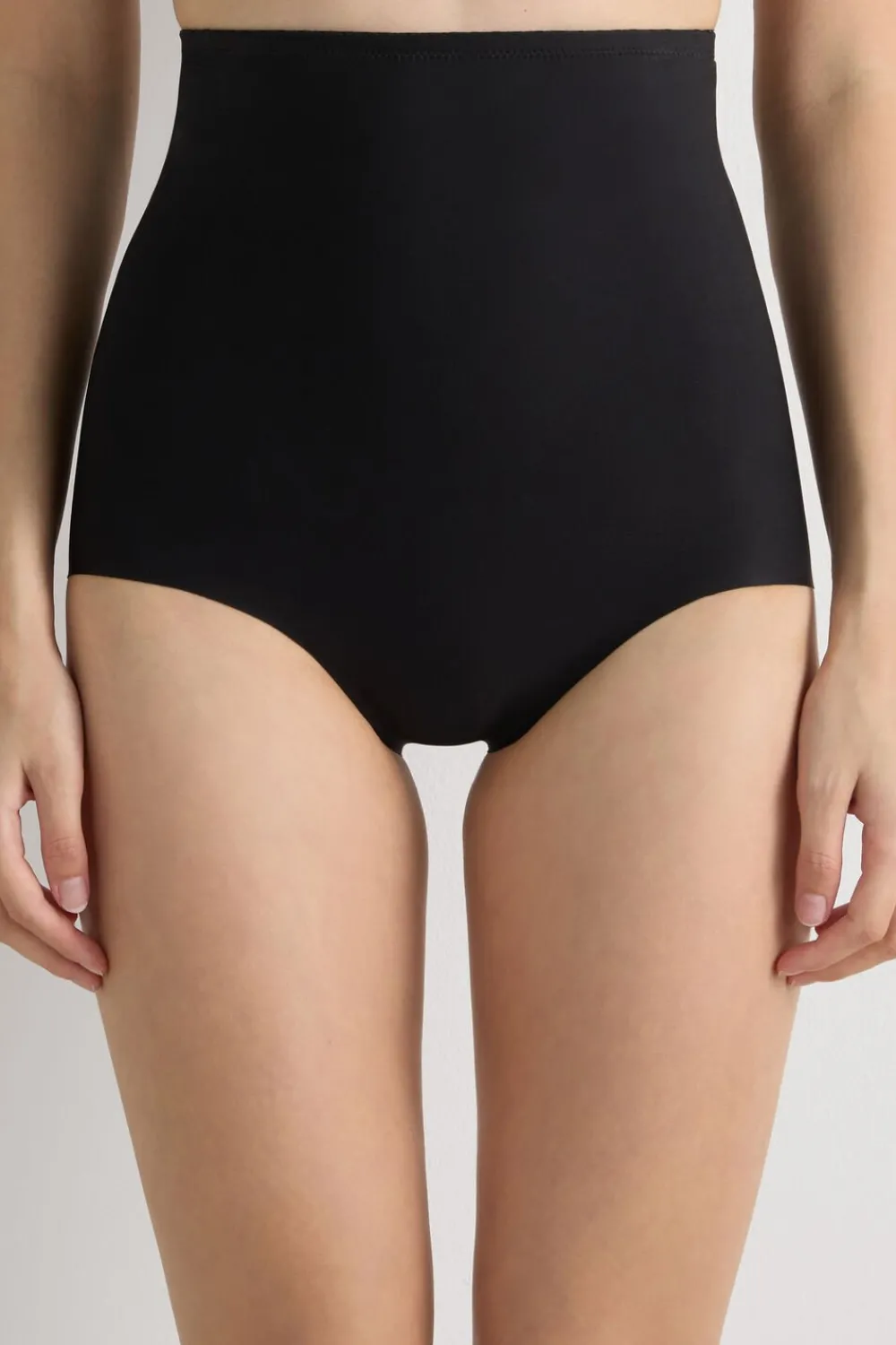 Bokserki|Z Wysokim Stanem>Intimissimi Bezszwowe modelujące figi culotte z wysokim stanem z mikrofibry czarny - 019 - czarny