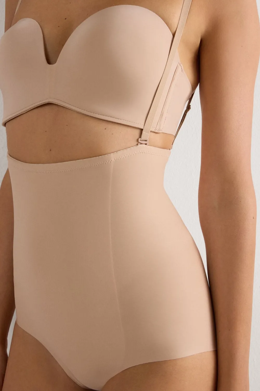 Bokserki|Z Wysokim Stanem>Intimissimi Bezszwowe modelujące figi culotte z wysokim stanem z mikrofibry naturalny - 044 - honey