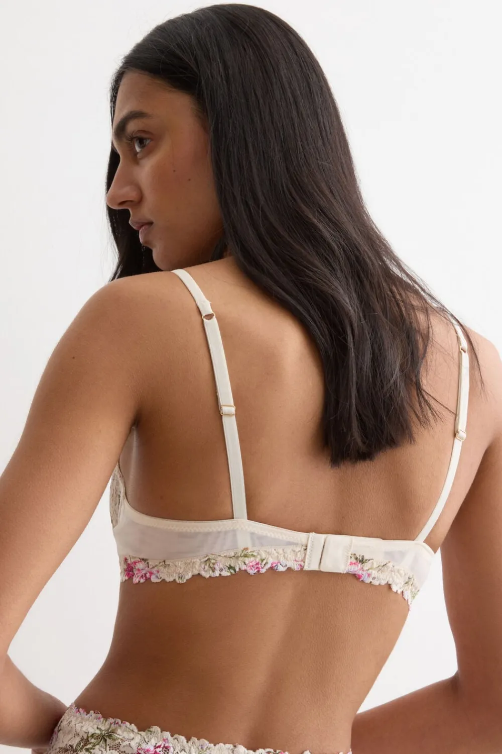 Balkonetki|Z Fiszbinami>Intimissimi Biustonosz Balkonetka Denise z Nadrukiem Pretty Flowers motyw kwiatowy - 057k - stampa floreale