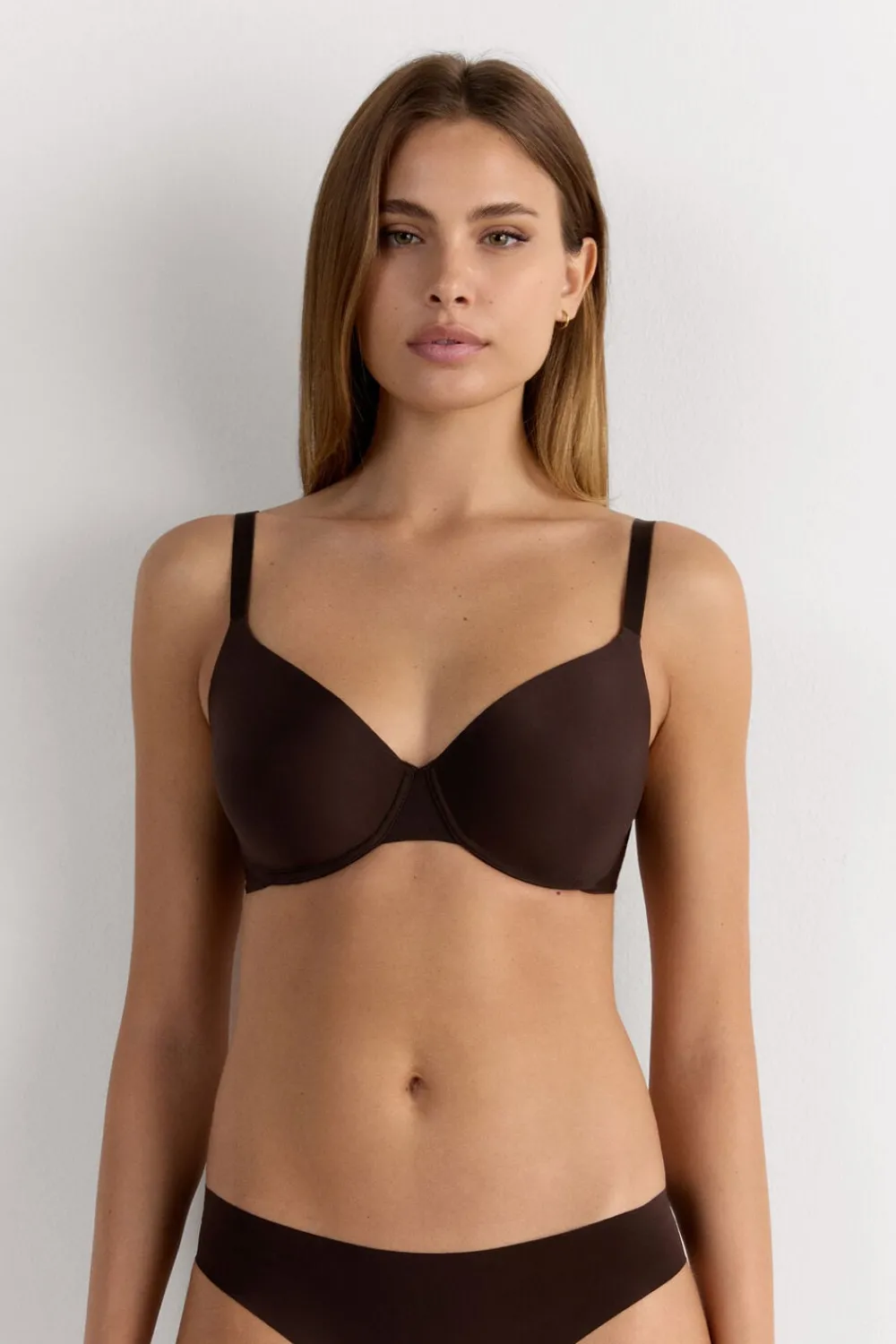 Balkonetki|Z Fiszbinami>Intimissimi Biustonosz balkonetka Francesca z mikrofibry Ultralight brązowy - 705j - brąz mokka