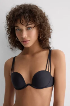 Balkonetki|Z Fiszbinami>Intimissimi Biustonosz Balkonetka Ilenia z Mikrofibry Ultralight czarny - 019 - czarny