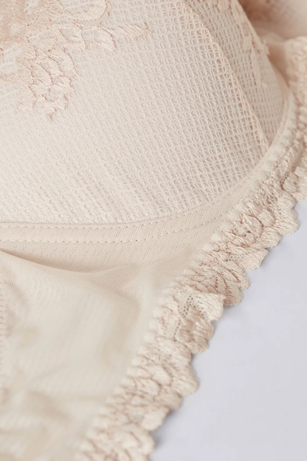 Balkonetki|Z Fiszbinami>Intimissimi Biustonosz Balkonetka Sofia Pretty Flowers naturalny - 2280 - cream