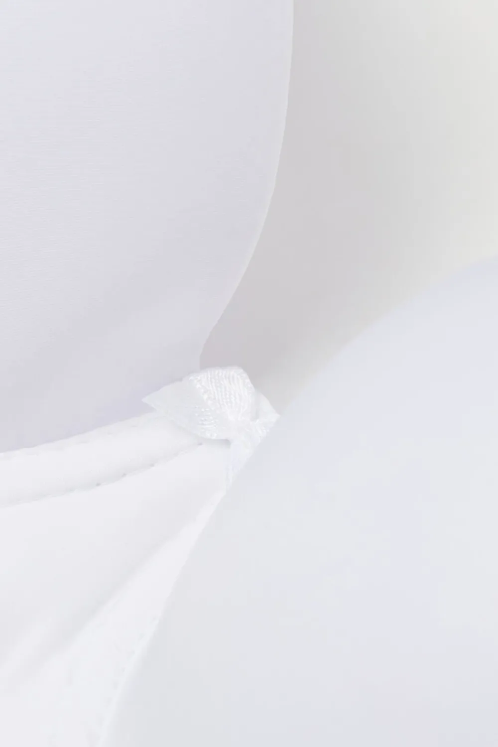 Balkonetki|Z Fiszbinami>Intimissimi Biustonosz balkonetka Sofia z mikrofibry Ultralight biały - 001 - biały