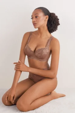 Balkonetki|Z Fiszbinami>Intimissimi Biustonosz Balkonetka Sofia Pretty Flowers naturalny - 502i - caramel