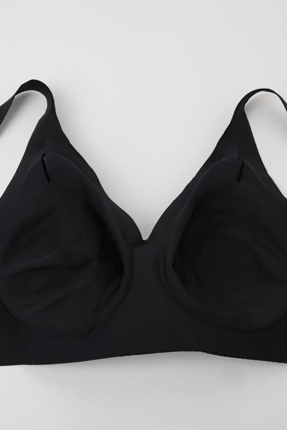 Braletki|Usztywniane>Intimissimi Biustonosz Bra Top Aria z Mikrofibry czarny - 019 - czarny