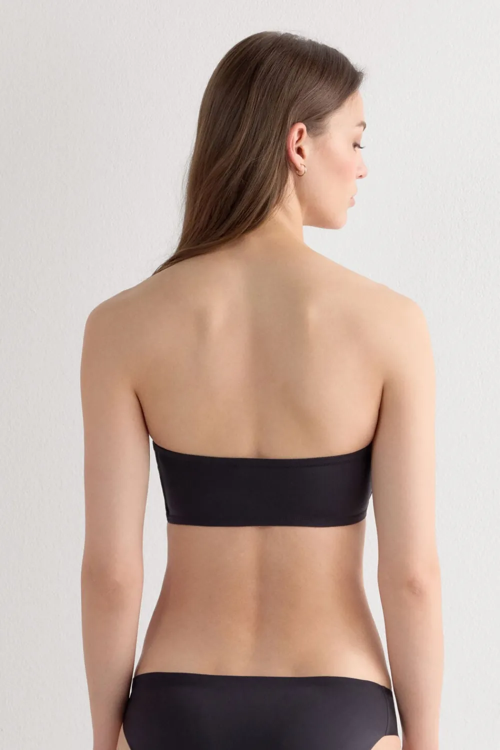 Bez Ramiączek|Bez Fiszbin>Intimissimi Biustonosz Opaska Ilaria z Mikrofibry Ultralight czarny - 019 - czarny