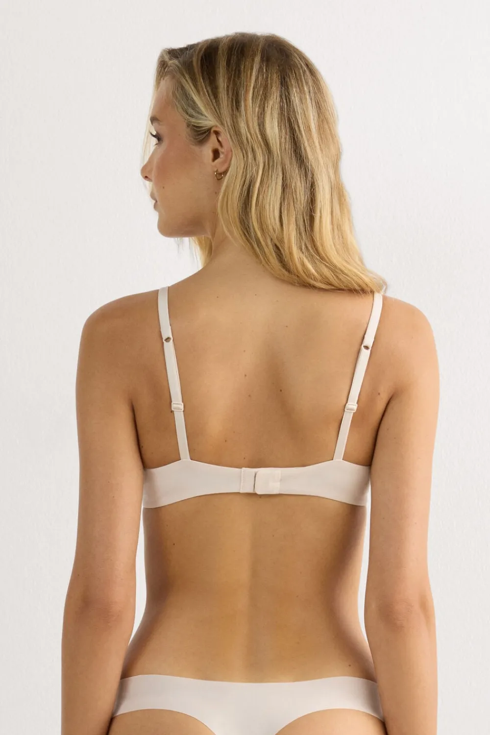Push-up / Super Push-Up|Z Fiszbinami>Intimissimi Biustonosz push-up Monica z mikrofibry Ultralight naturalny - 2280 - cream
