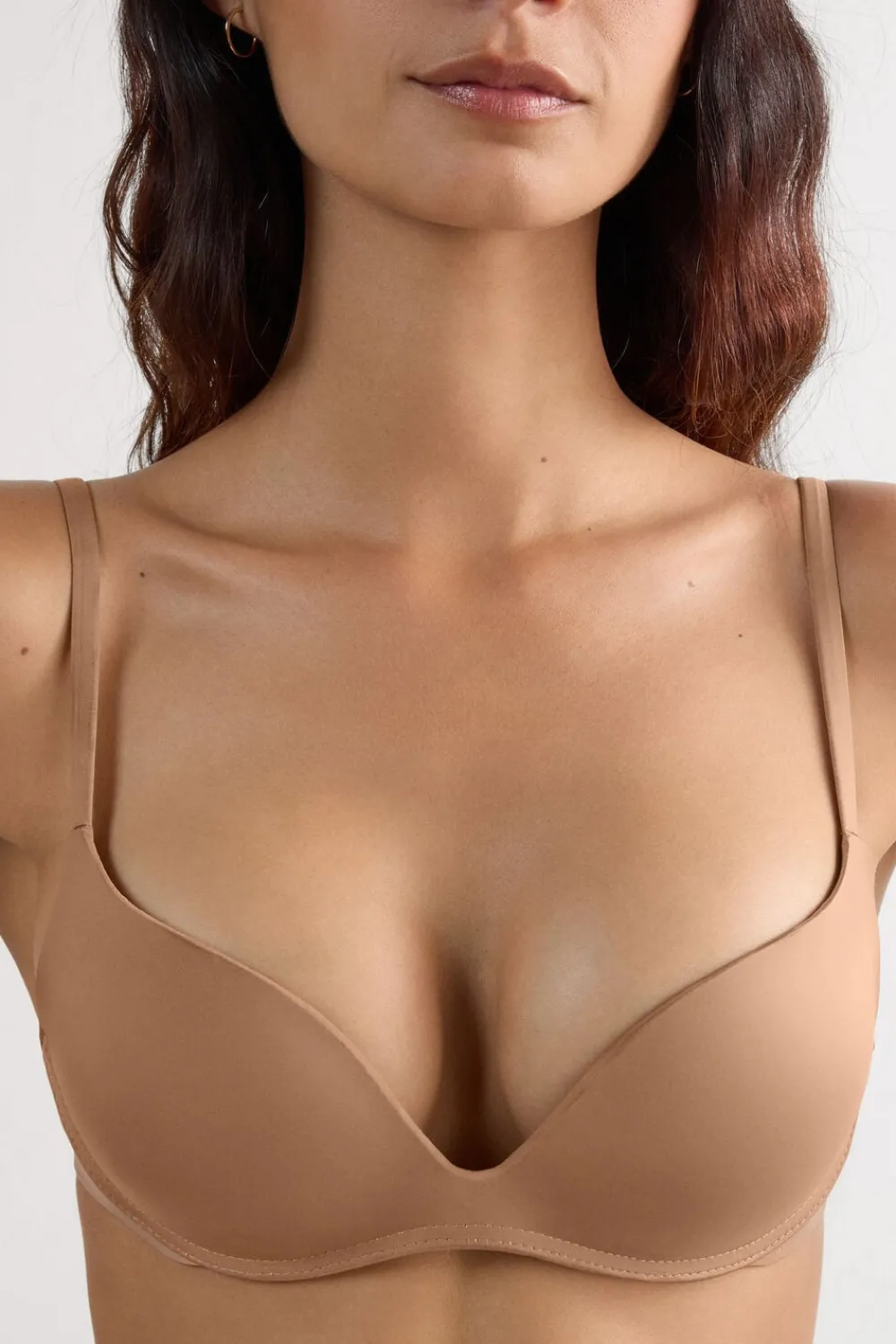 Push-up / Super Push-Up|Bez Fiszbin>Intimissimi Biustonosz super push-up Gioia z mikrofibry The Silky Touch naturalny - 417i - cappuccino