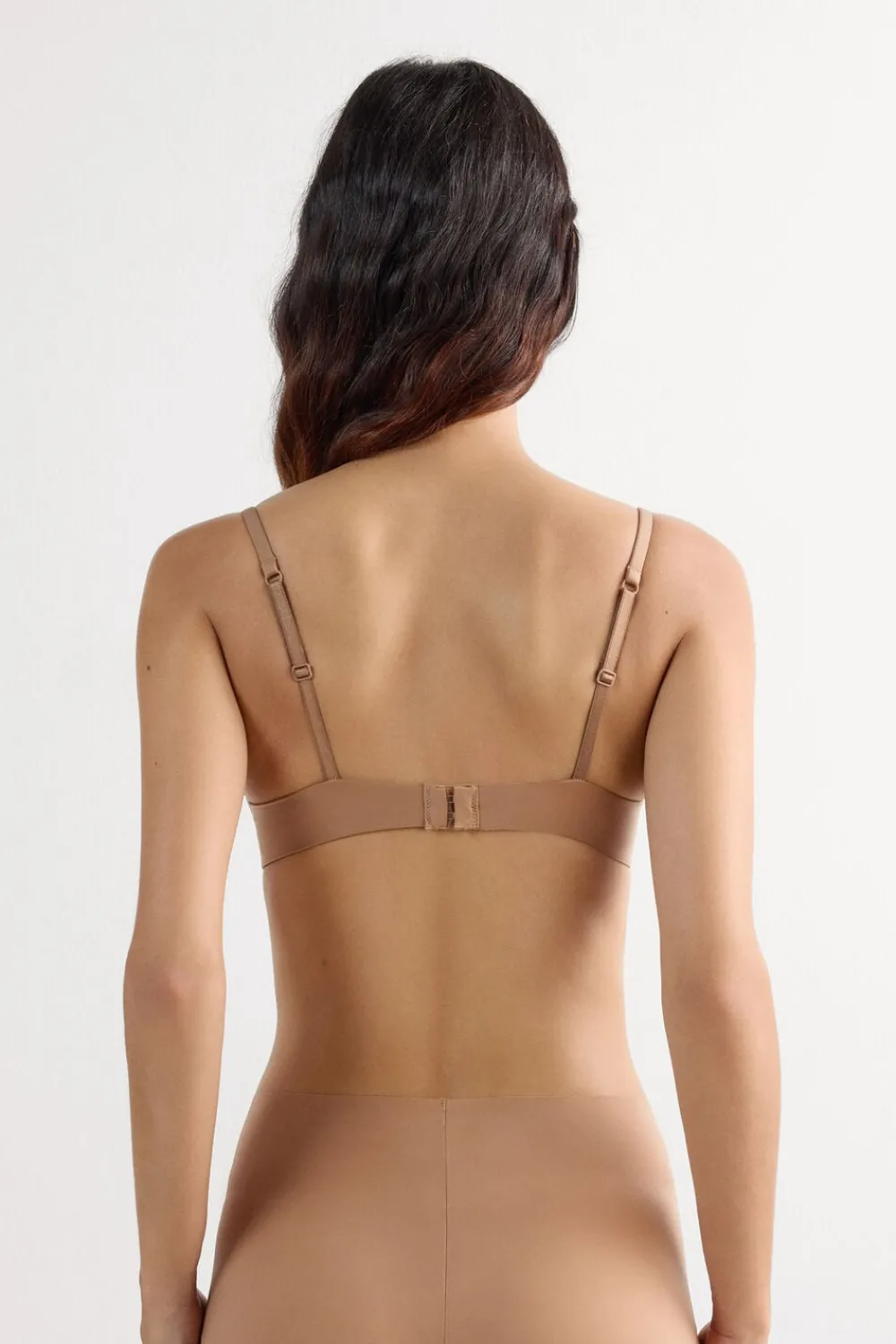 Push-up / Super Push-Up|Bez Fiszbin>Intimissimi Biustonosz super push-up Gioia z mikrofibry The Silky Touch naturalny - 417i - cappuccino