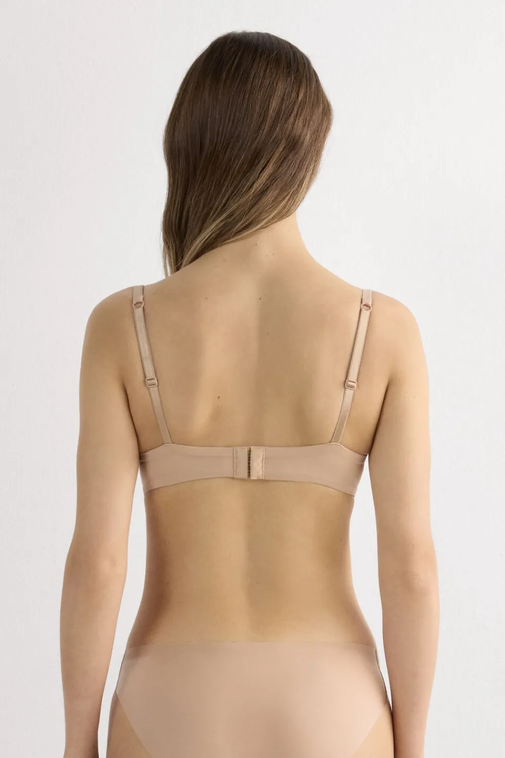 Push-up / Super Push-Up|Z Fiszbinami>Intimissimi Biustonosz super push-up Simona z mikrofibry Ultralight naturalny - 044 - honey