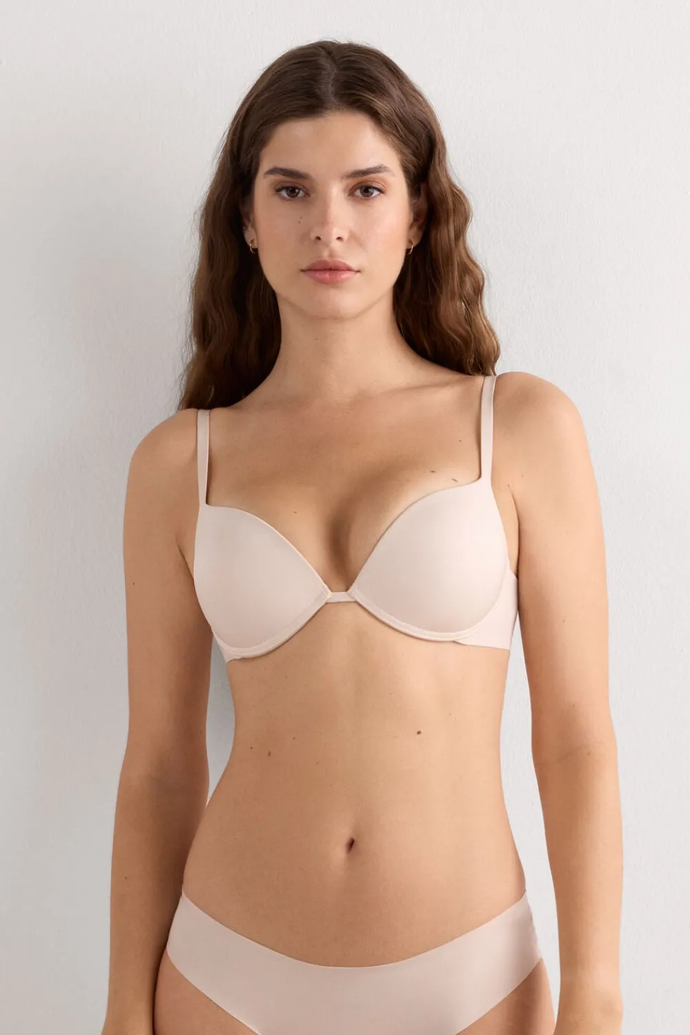 Push-up / Super Push-Up|Z Fiszbinami>Intimissimi Biustonosz super push-up Simona z mikrofibry Ultralight - 2280 - cream