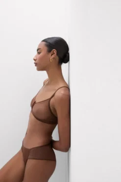 Trójkąty|Braletki>Intimissimi Biustonosz Trójkątny Invisible Touch brązowy - 876j - cocoa brown