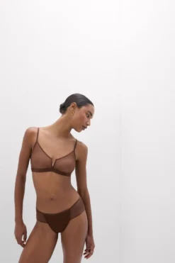 Trójkąty|Braletki>Intimissimi Biustonosz Trójkątny Invisible Touch brązowy - 876j - cocoa brown