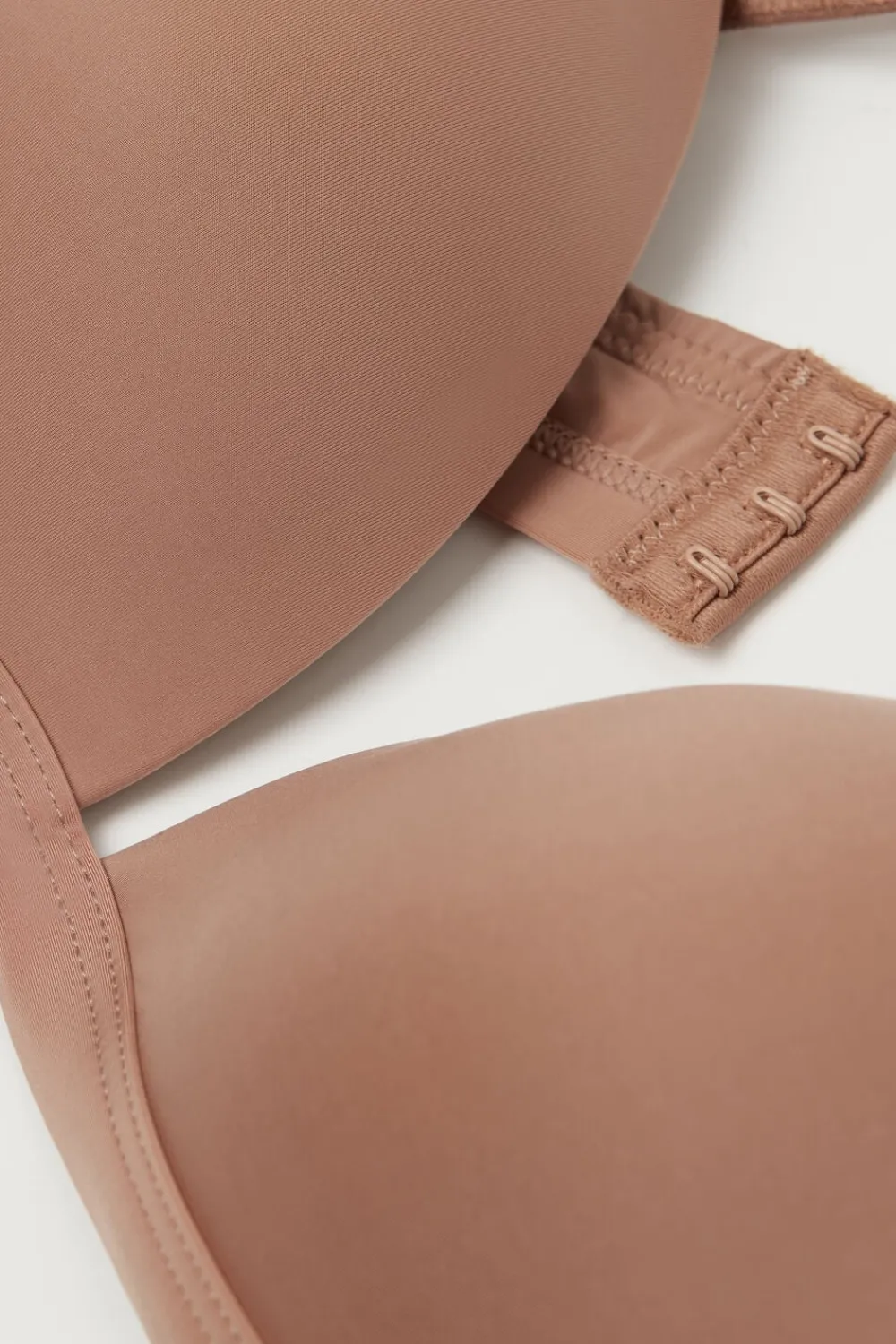 Trójkąty|Bez Fiszbin>Intimissimi Biustonosz trójkątny Tiziana z Mikrofibry Ultralight naturalny - 417i - cappuccino