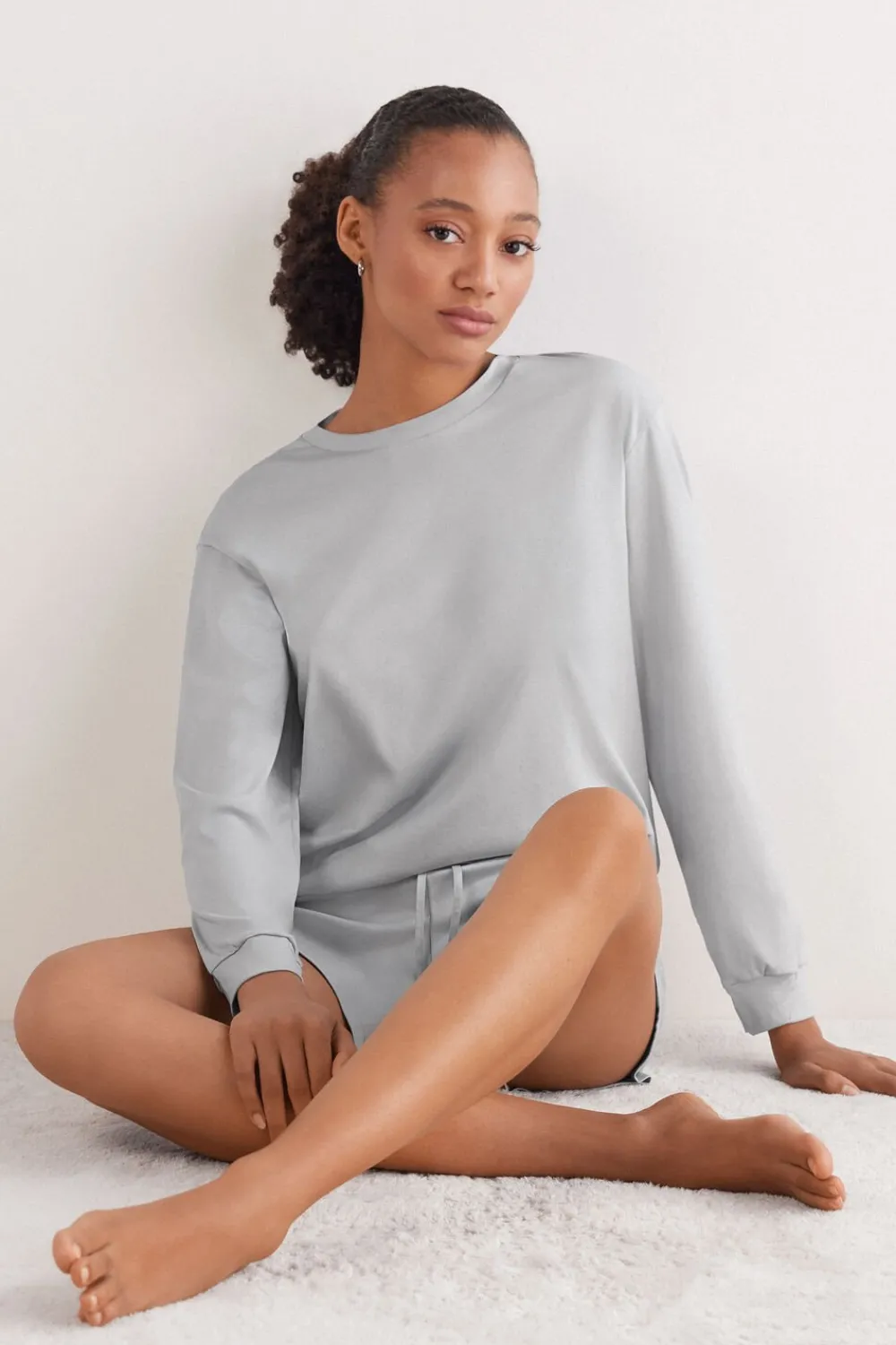 Piżamy Długie>Intimissimi Bluzka z Długim Rękawem z Bawełny Elevated Cotton szary - 946j - shell grey