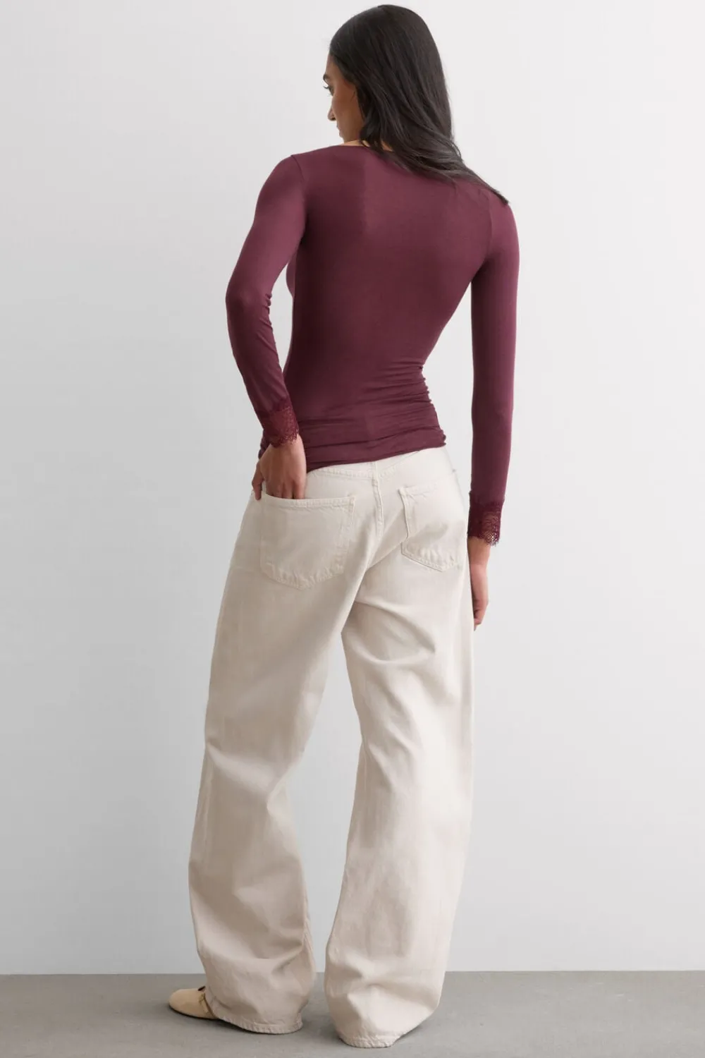 Bluzki Z Długim Rękawem|Ultralight Z Kaszmirem>Intimissimi Bluzka z długim rękawem z modalu i kaszmiru z koronką - 028k - dark burgundy