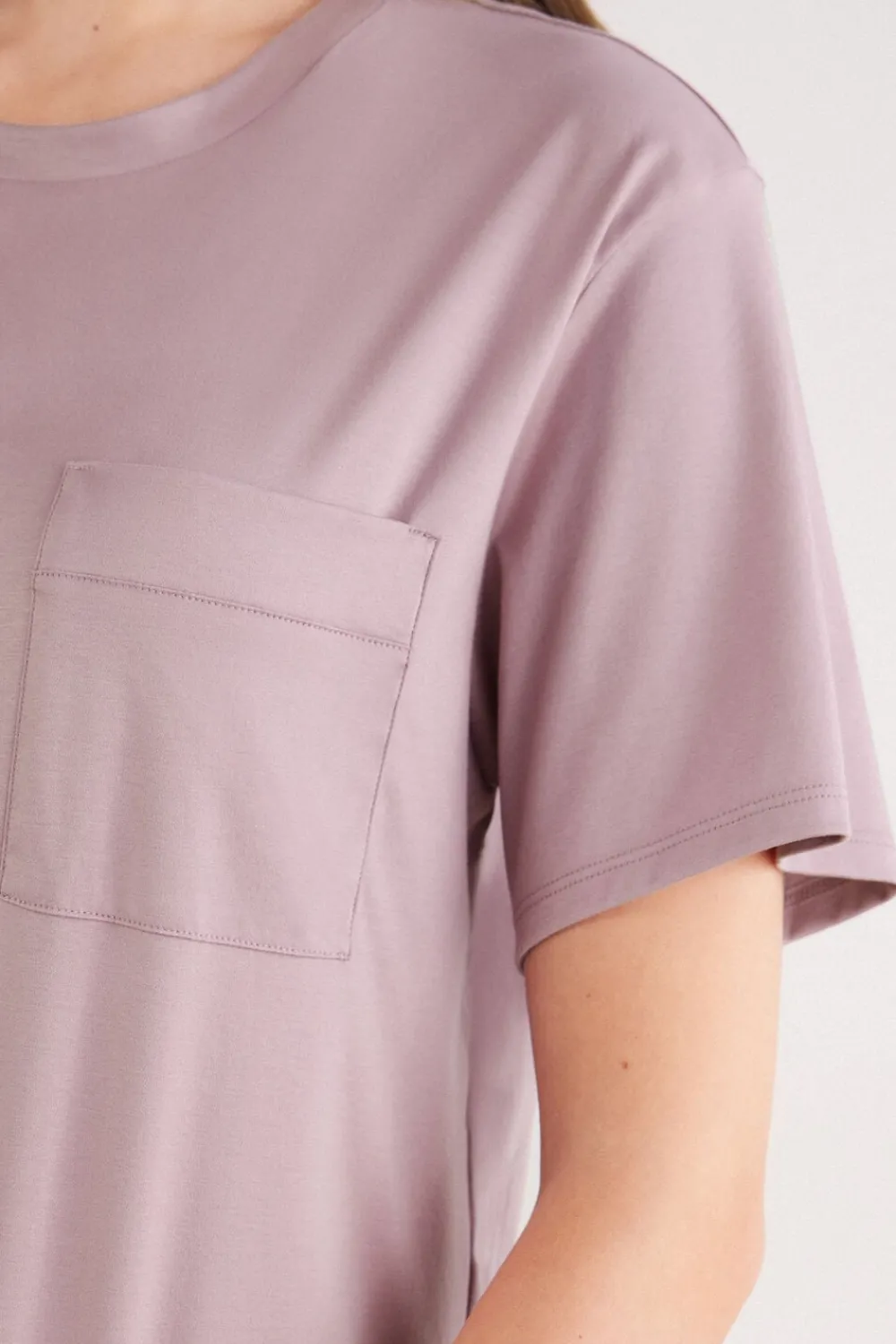 Piżamy Krótkie>Intimissimi Bluzka z Krótkim Rękawem z Bawełny Elevated Cotton fioletowy - 947j - shadow mauve