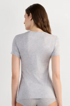 T-shirty><noscript><img width=