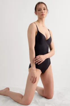 Body|Mikrofibra>Intimissimi Body Francesca z Mikrofibry Ultralight czarny - 019 - czarny