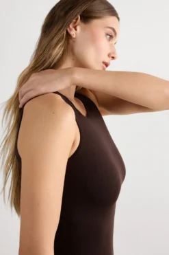 Body|Fresh Bamboo>Intimissimi Body na Szerokich Ramiączkach z Tkaniny Fresh Bamboo brązowy - 705j - brąz mokka
