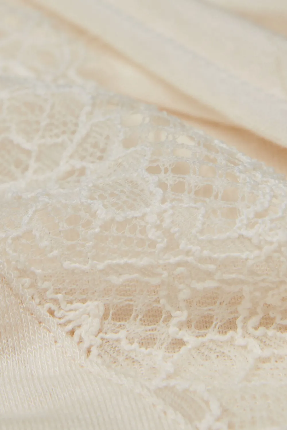 Body|Ultralight Z Kaszmirem>Intimissimi Body z Długim Rękawem z Modalu Ultralight z Dodatkiem Kaszmiru i Koronki - 231i - vaniglia