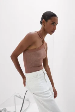 Body|Bawełna>Intimissimi Body z Krzyżującym się Dekoltem, z Prążkowanej Tkaniny Lama naturalny - 099k - caramel lame'