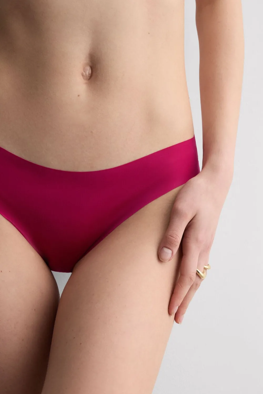 Brazyliany|Mikrofibra>Intimissimi Brazyliany Bezszwowe z Ultralekkiej Mikrofibry różowy - 110k - cherry pink