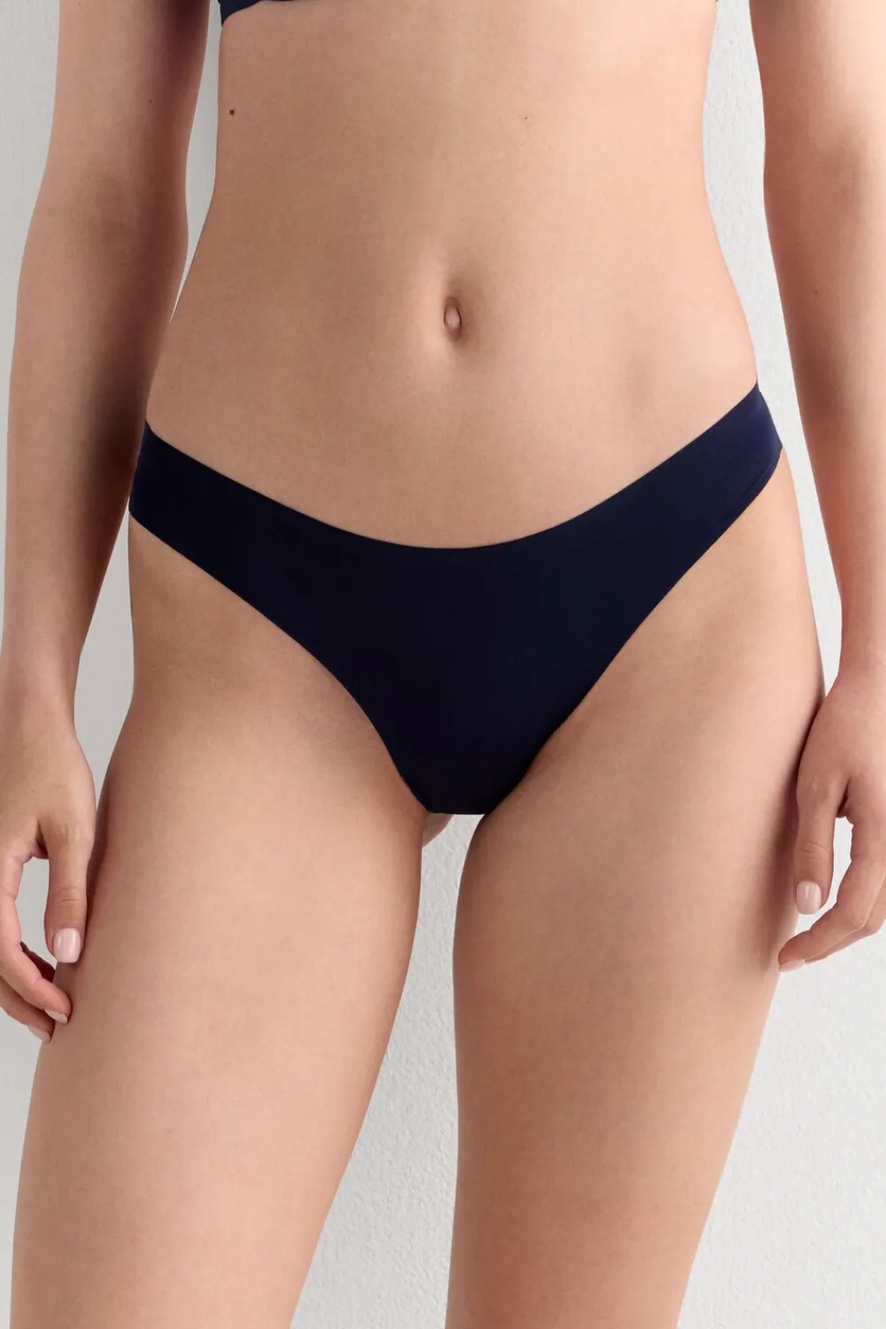 Brazyliany|Mikrofibra>Intimissimi Brazyliany Bezszwowe z Ultralekkiej Mikrofibry niebieski - 1467 - intensywny niebieski