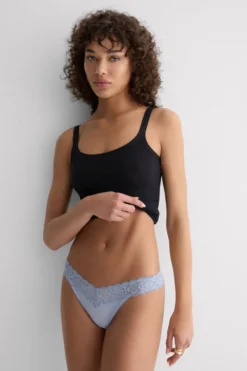 Brazyliany>Intimissimi Brazyliany wStylu Lat 80. zKoronki iMikrofibry jasnoniebieski - 064k - breeze blue