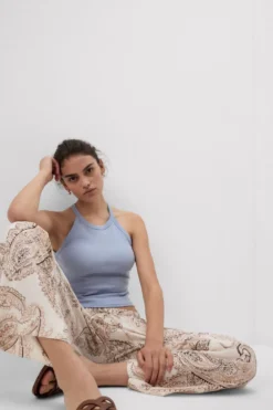 Topy|Bawełna>Intimissimi Crop Top w Prążki z Bawełny Superior jasnoniebieski - 064k - breeze blue