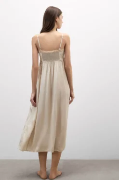 Halki / Babydoll|Spódnice /Sukienki><noscript><img width=