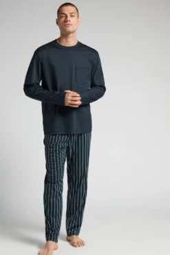 Piżamy Długie>Intimissimi Długa Piżama z Merceryzowanej Bawełny Premium z Nadrukiem niebieski - 961j - blu navy/riga azzurra