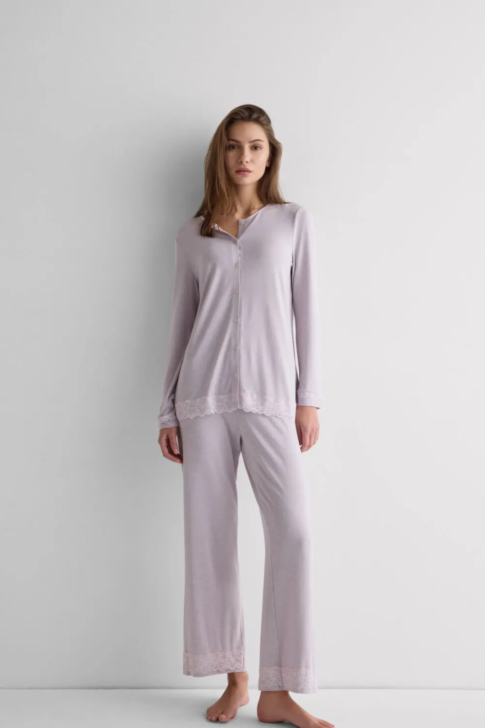 Piżamy Długie|Zestawy Piżam>Intimissimi Długa Rozpinana z Przodu Piżama z Modalu z Koronką fioletowy - 068k - quartz lilac melange