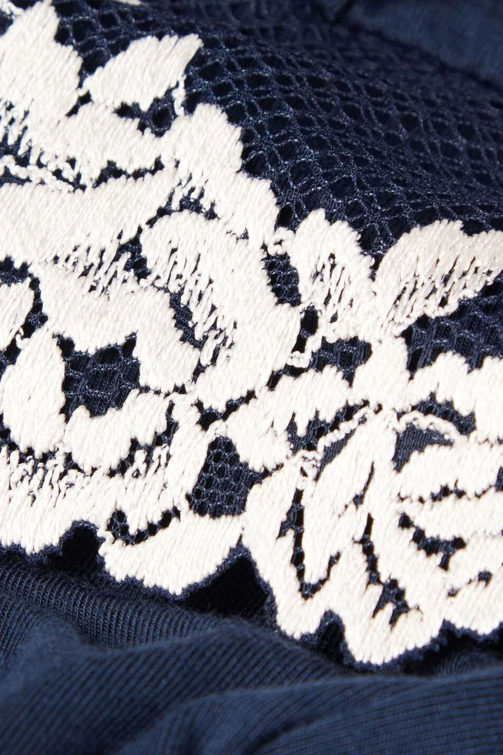 Piżamy Krótkie|Piżamy Długie>Intimissimi Długie Spodnie z Modalu ze Ściągaczami Pretty Flowers kremowy - 347i - blu intenso/vaniglia