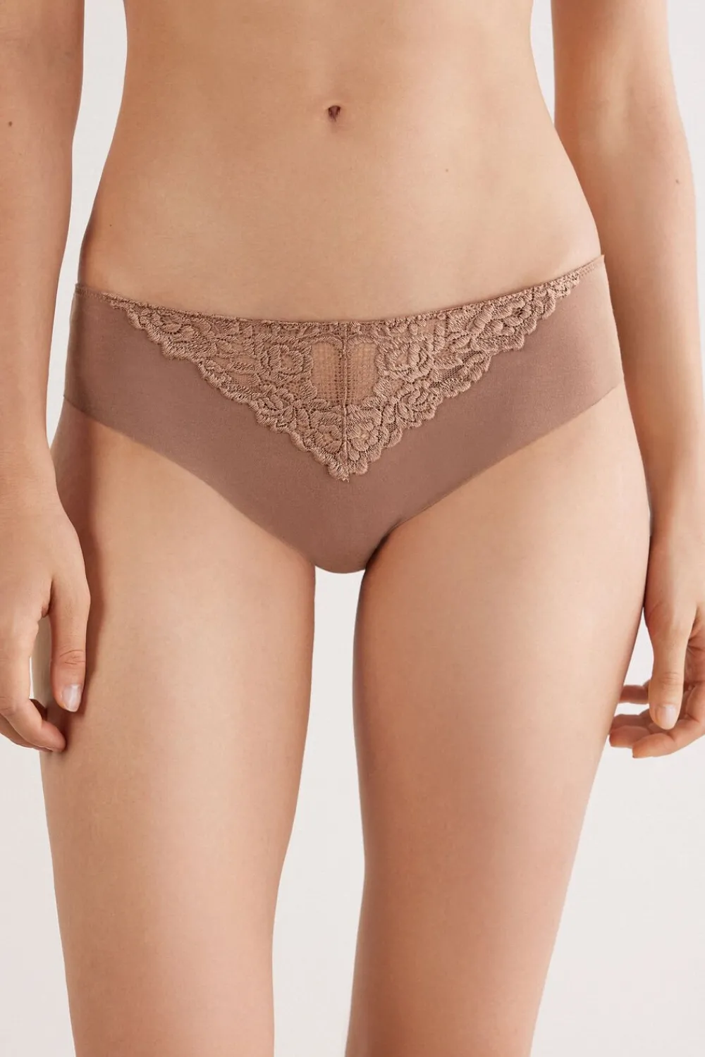 Figi|Bawełna>Intimissimi Figi Bezszwowe Bawełniane Pretty Flowers naturalny - 502i - caramel