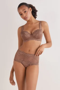 Bokserki|Z Wysokim Stanem>Intimissimi Figi Brazylijskie Culotte Pretty Flowers naturalny - 502i - caramel