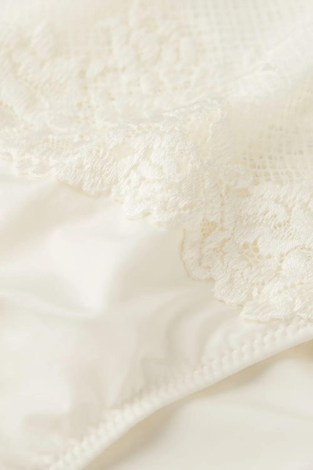 Bokserki|Z Wysokim Stanem>Intimissimi Figi Brazylijskie Culotte Pretty Flowers kremowy - 2127 - talkowy