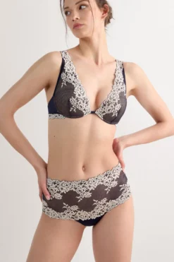 Bokserki|Z Wysokim Stanem>Intimissimi Figi Brazylijskie Culotte Pretty Flowers kremowy - 347i - blu intenso/vaniglia