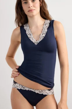 Figi|Koronka>Intimissimi Figi Damskie z Niskim Stanem Pretty Flowers kremowy - 347i - blu intenso/vaniglia