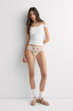 Figi>Intimissimi Figi Sweet as a Berry kremowy - 2127 - talkowy