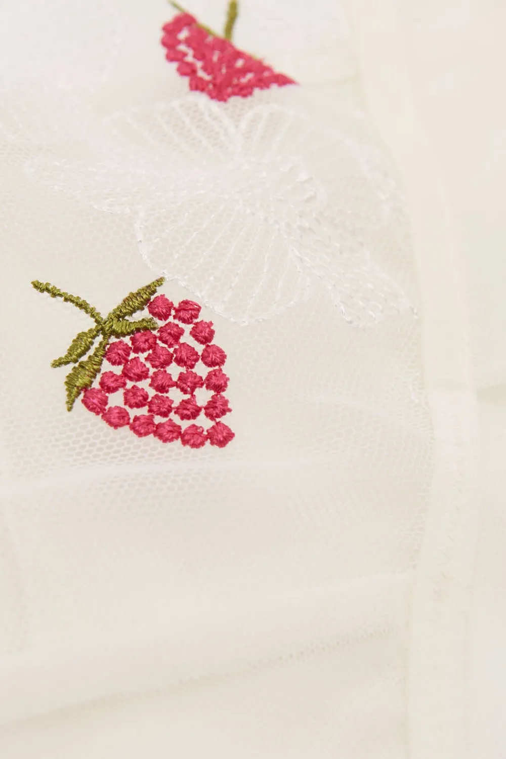 Figi>Intimissimi Figi Sweet as a Berry kremowy - 2127 - talkowy