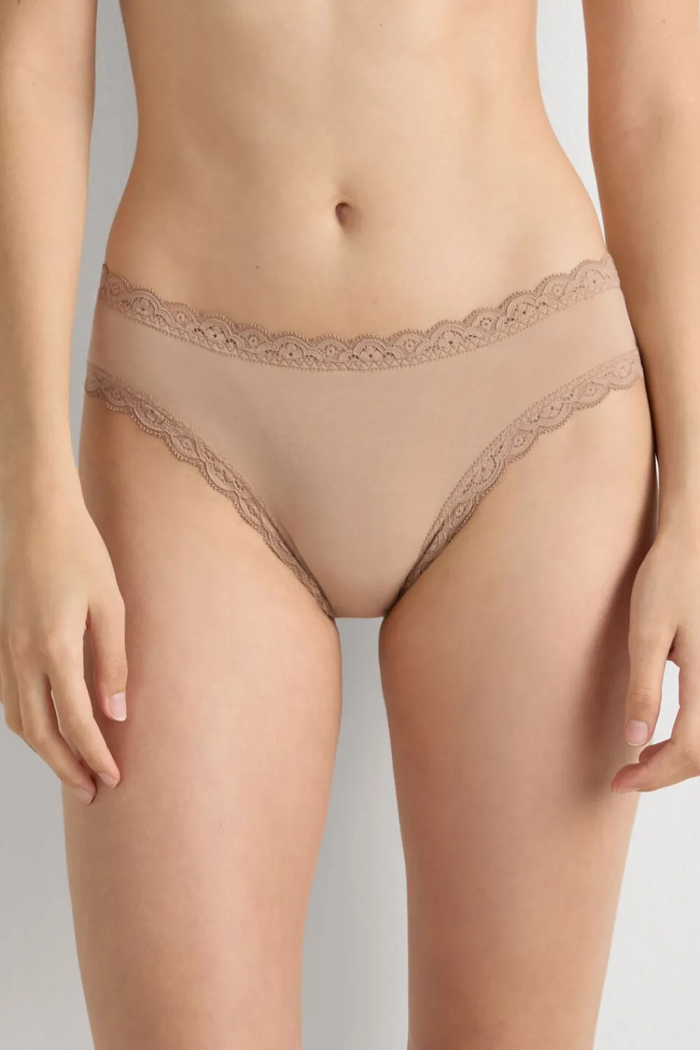 Figi|Bawełna>Intimissimi Figi z Bawełny i Koronki naturalny - 044 - honey