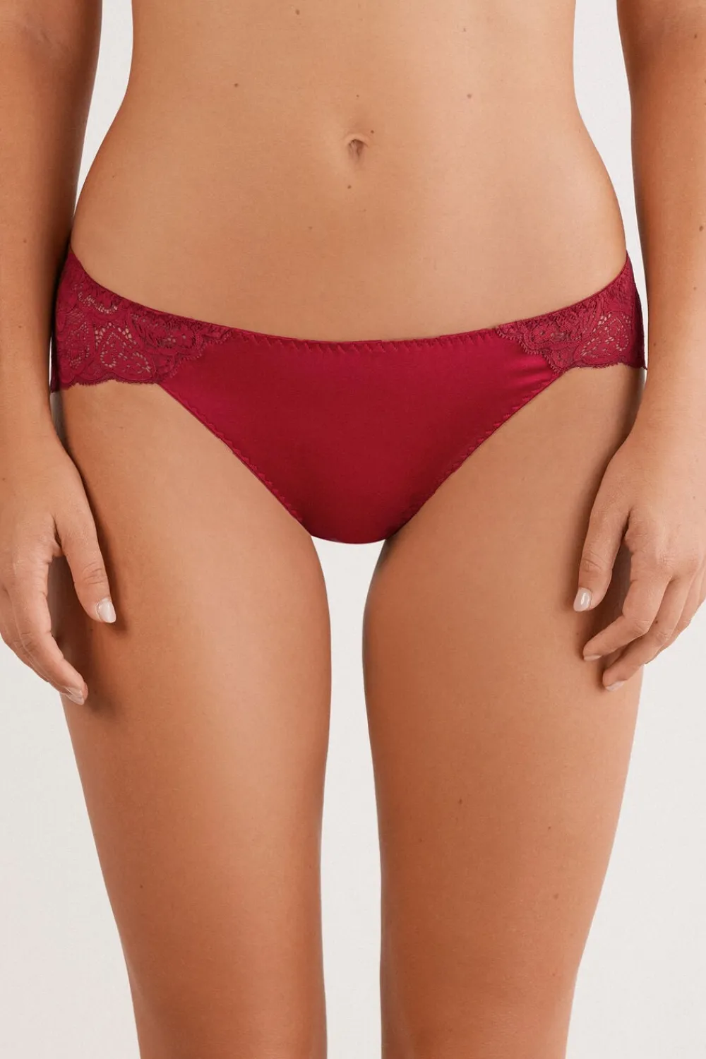 Figi|Jedwab>Intimissimi Figi z jedwabiu z koronką czerwony - 1473 - czerwony