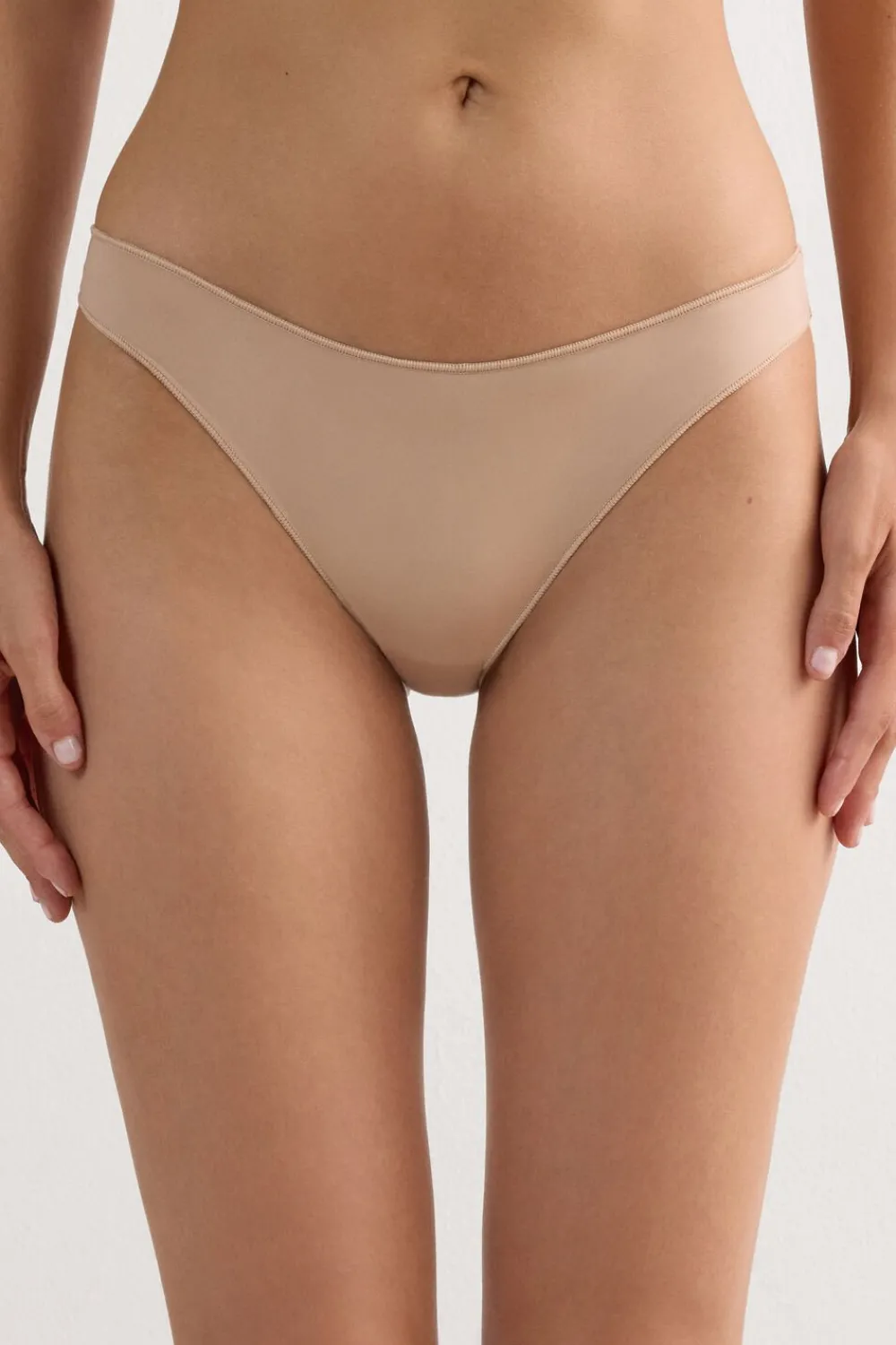 Figi|Mikrofibra>Intimissimi Figi z niskim stanem z mikrofibry Ultralight naturalny - 044 - honey