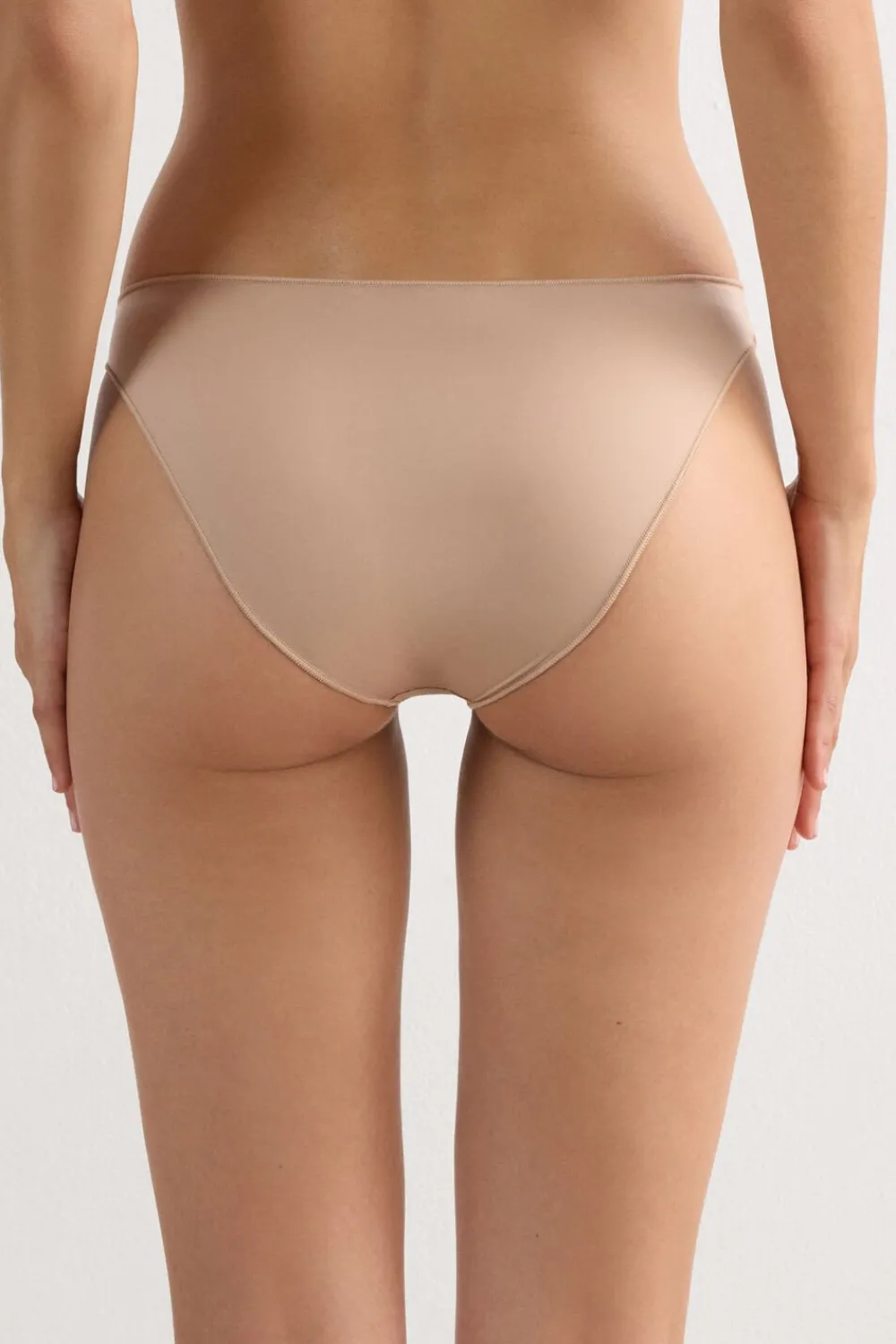 Figi|Mikrofibra>Intimissimi Figi z niskim stanem z mikrofibry Ultralight naturalny - 044 - honey
