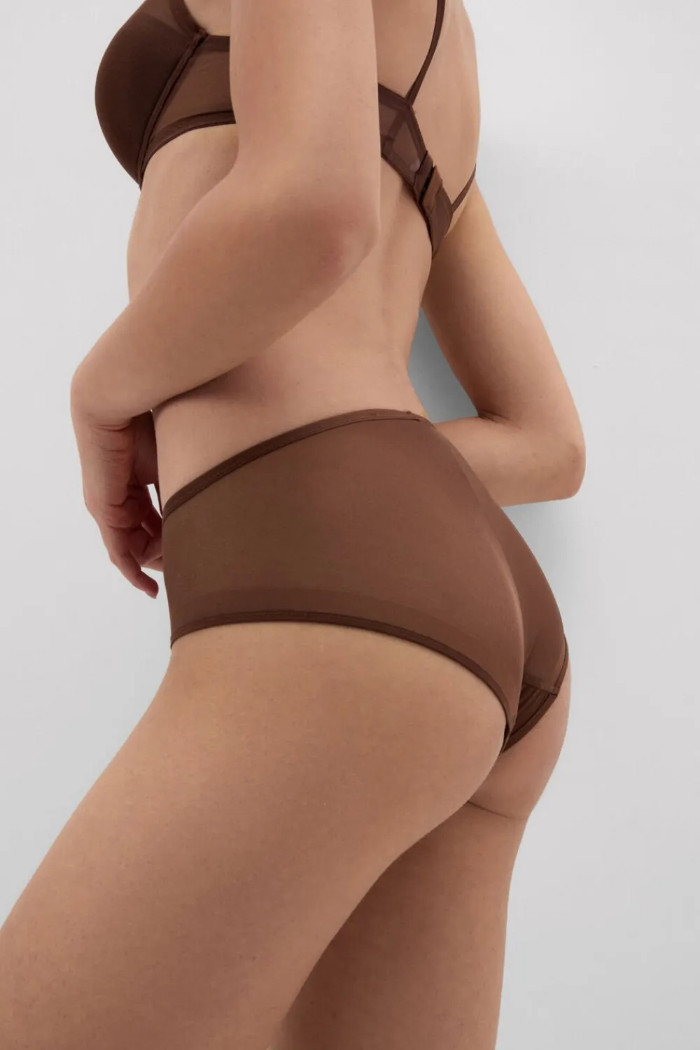 Figi|Invisible Touch>Intimissimi Figi z Tiulu Invisible Touch brązowy - 876j - cocoa brown