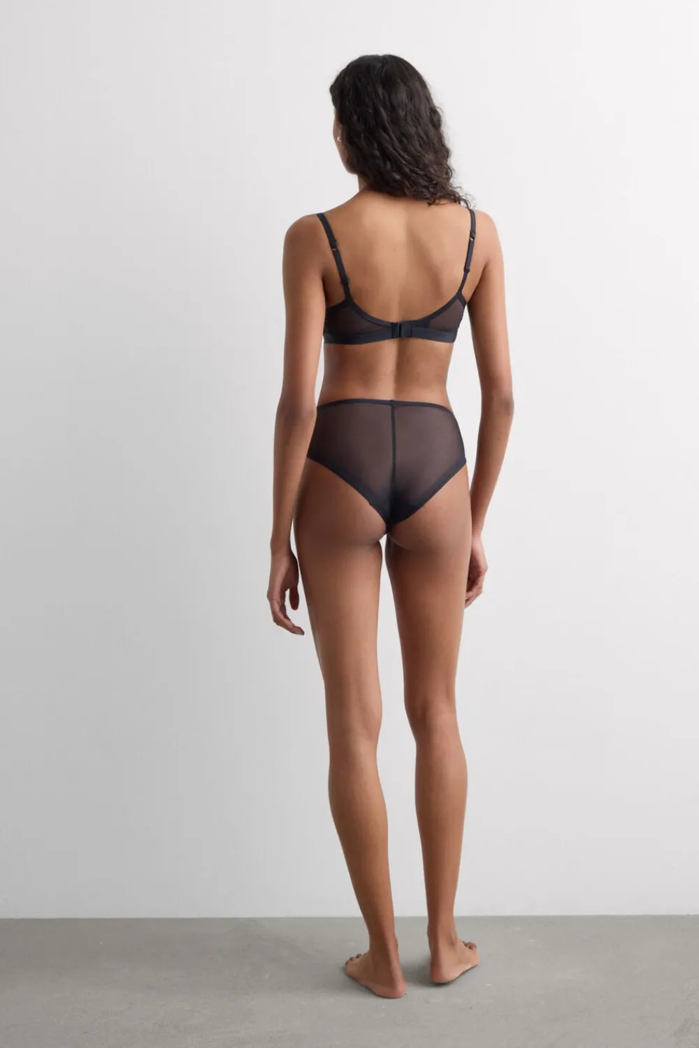Figi|Invisible Touch>Intimissimi Figi z Tiulu Invisible Touch czarny - 019 - czarny