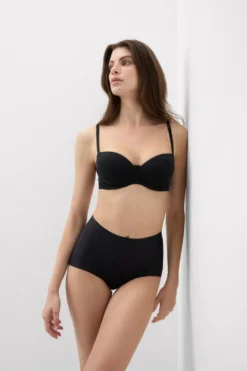 Figi|Bokserki>Intimissimi Figi z Wysokim Stanem Cotton Light Shaping czarny - 019 - czarny