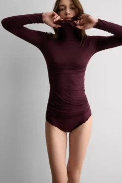 Bluzki Z Długim Rękawem|Z Golfem>Intimissimi Golf Ultralight z kaszmirem i modalem - 028k - dark burgundy